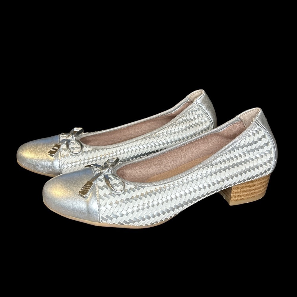 Pitillos Women Braided Silver/White Leather Slip-on Low Heel Shoes Size-7/37 EUR - Picture 3 of 7